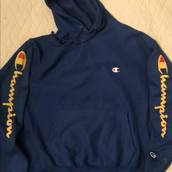 Champion hoodie - Picture 2 of 6